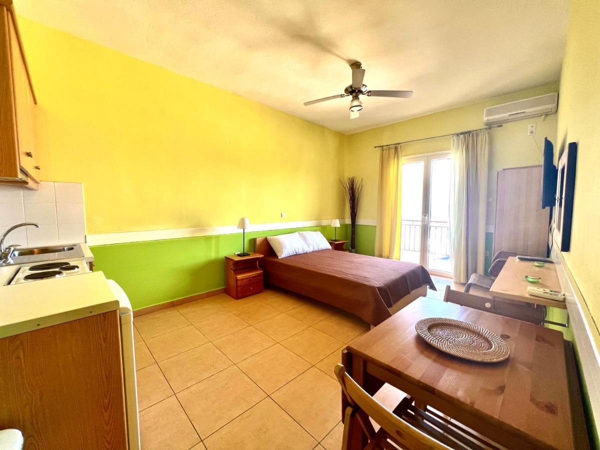 Grand Apartments Nea Koroni Экстерьер фото